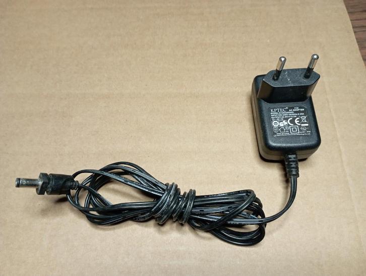 Chargeur original KPTEC Aspirateur balai Bosch 18 V, Electroménager, Aspirateurs, Utilisé, Aspirateur, Enlèvement