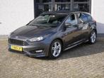 Ford Focus 1.0 Titanium ST Line Ecc Keyless Stuur en Stoel v, Auto's, Focus, Zwart, Bedrijf, Bluetooth