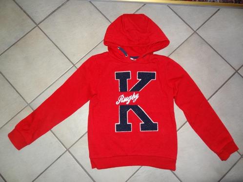 Stoere rode hoodie met kap (maat : 10 j / 140), Kinderen en Baby's, Kinderkleding | Maat 140, Gebruikt, Jongen, Trui of Vest, Ophalen of Verzenden