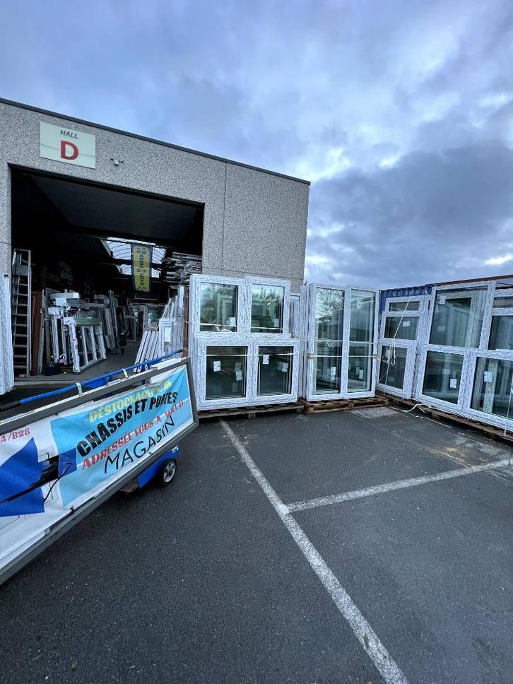 Stock van PVC-kozijnen en deuren, grote voorraad beschikbaar, Doe-het-zelf en Bouw, Glas en Ramen, Nieuw, Gevelraam of Ruit, Dubbelglas