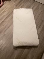 Matras babybed, Huis en Inrichting, Ophalen, Zo goed als nieuw, Matras