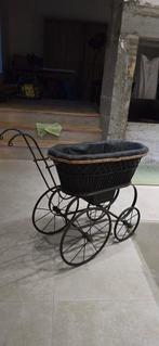 antieke poppewagen, Ophalen