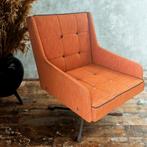 Mid-century moderne oranje stoffen kuipstoel, Huis en Inrichting, Ophalen, Gebruikt, Minder dan 75 cm, Metaal