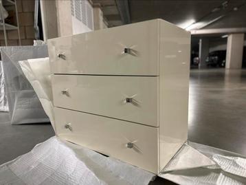 2xLadekast met drie laden 80x45x75cm beschikbaar voor biedingen