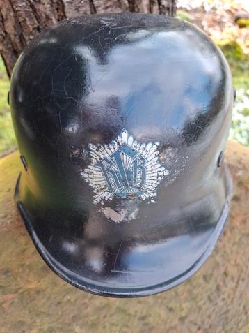 ww2 RLB-helm beschikbaar voor biedingen