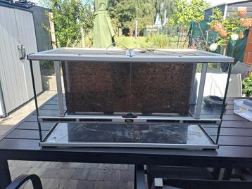 Terrarium terratlantis beschikbaar voor biedingen