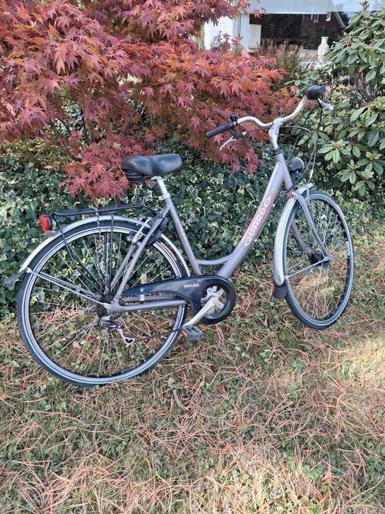 Voor wie een perfecte fiets zoekt. 👍, Fietsen en Brommers, Fietsen | Dames | Omafietsen, Zo goed als nieuw, Ophalen