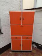 Buffet BADO Orange, Avec tablette(s), BADO, 100 à 150 cm, Utilisé