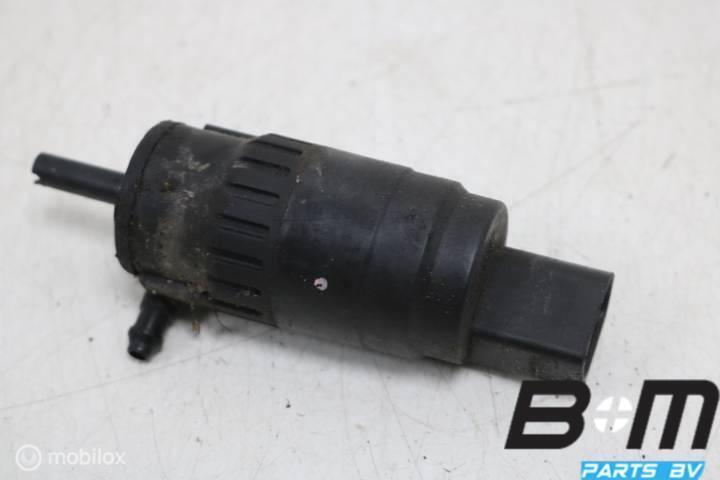 Ruitensproeierpomp VW Transporter T5 1K5955651, Auto-onderdelen, Ruiten en Toebehoren, Gebruikt