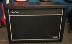 Harley Benton 2x12 cab v30/creamback, Muziek en Instrumenten, Ophalen, Zo goed als nieuw, Gitaar, 100 watt of meer