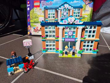 Lego hearlake city school set 41682  beschikbaar voor biedingen