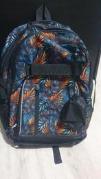 Cartable équipé de 5 pochette. Un protège pluie. Colorés, Bijoux, Sacs & Beauté, Sacs | Cartables, 40 à 50 cm, 30 à 40 cm, Comme neuf