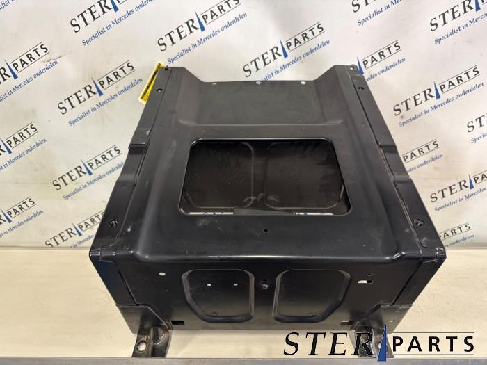 Cadre siège d'un Mercedes Vito, Autos : Pièces & Accessoires, Habitacle & Garnissage, Mercedes-Benz, Utilisé, 3 mois de garantie