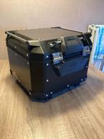 Nieuwe topkoffer Givi trekker outback 42 l, Motoren, Accessoires | Koffers en Tassen, Ophalen, Nieuw
