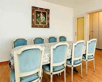 8 stuk Louis XVI stoelen beschikbaar voor biedingen