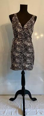 Calvin Klein zomerjurk in goede staat. Maat 38/40 M, Calvin klein, Ophalen, Maat 38/40 (M), Boven de knie