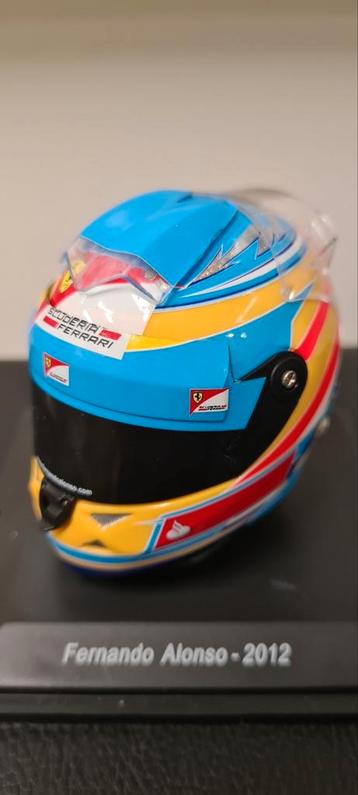 Helm Fernando Alonso 2012 Ferrari