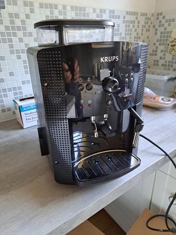 Machine à café broyeur Krups
