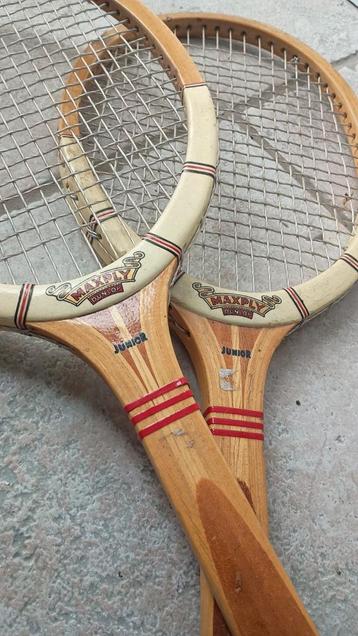 Antieke retro tennis rackets beschikbaar voor biedingen