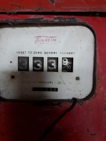 oude benzinepomp