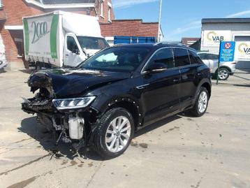 VOLKSWAGEN T-ROC R-LINE DIESEL 07-22 beschikbaar voor biedingen
