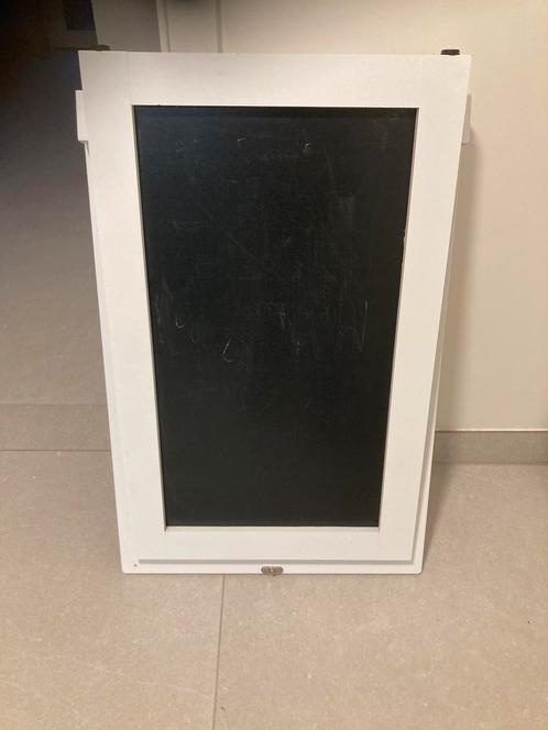 Inklapbaar wandbureau met krijtbord, Huis en Inrichting, Bureaus, Gebruikt, Bureau, Ophalen