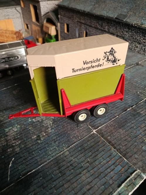 Siku paardenbusje (gratis bij aankoop van €15 of meer), Hobby en Vrije tijd, Modelauto's | 1:32, Gebruikt, Tractor of Landbouw