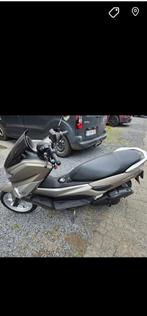 Yamaha nmax125  (a vendre cause de santé ), Fietsen en Brommers, Scooters | Yamaha, Ophalen, Zo goed als nieuw