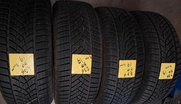235/50/19 2355019 235/50R19 M+S  8mm demo beschikbaar voor biedingen