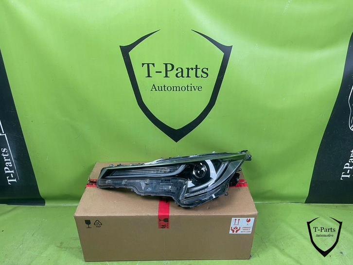 toyota corolla koplamp links lamp 8115002s70, Auto-onderdelen, Verlichting, Toyota, Gebruikt