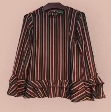✨️UNITED COLORS OF BENETTON Stijlvolle Blouse Maat XS/S✨️✨️ beschikbaar voor biedingen