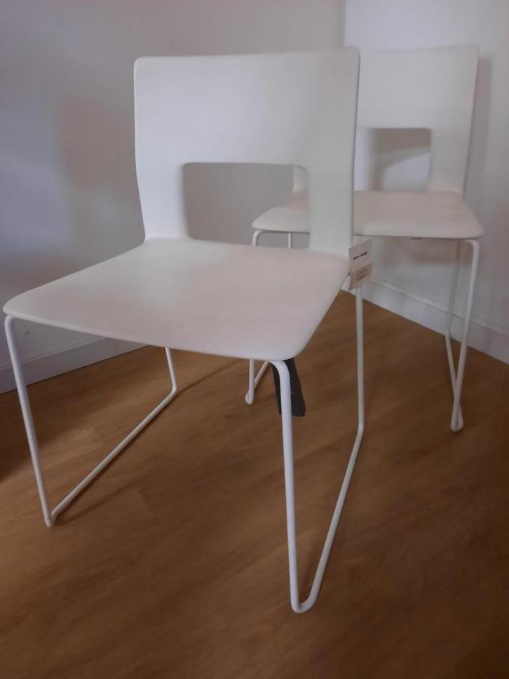 Design stoelen, Maison & Meubles, Chaises, Neuf, Deux, Autres matériaux, Blanc, Enlèvement