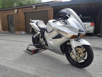Honda VFR 800 V-tec van 2002, Motoren, Motoren | Honda, Particulier