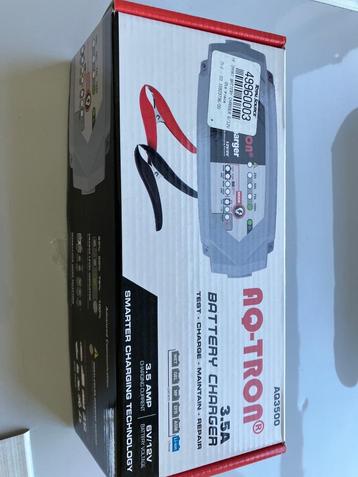 Slimme batterijlader voor auto / camper / moto / boot beschikbaar voor biedingen