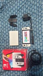 Nintendo Switch OLED-console, Ophalen of Verzenden, Zo goed als nieuw, Met 2 controllers, Switch OLED