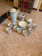 Vintage koffieservies met parelmoer glans, Ophalen