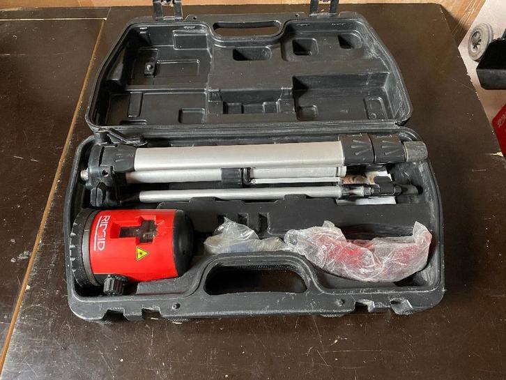 Ridgid niveau laser horizontal et vertical <, Doe-het-zelf en Bouw, Meetapparatuur, Gebruikt, Ophalen