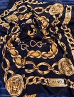 Foulard En Soie Vintage Chanel, Kleding | Dames, Mutsen, Sjaals en Handschoenen, Chanel, Ophalen of Verzenden, Zo goed als nieuw