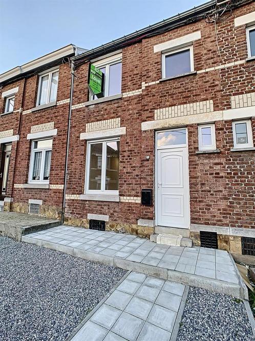 Maison à Seraing-Jemeppe-Sur-Meuse, 2 chambres, Immo, Huizen en Appartementen te koop, Vrijstaande woning