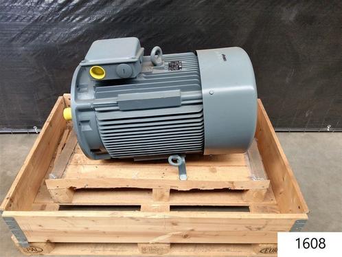 1608. Elektromotor / Flensmotor / motoren / VEM / Hoyer, Doe-het-zelf en Bouw, Motoren, Nieuw, Elektromotor, Ophalen