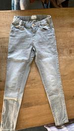 Grijze jeans Mayoral maat 140, Meisje, Ophalen of Verzenden, Broek, Zo goed als nieuw
