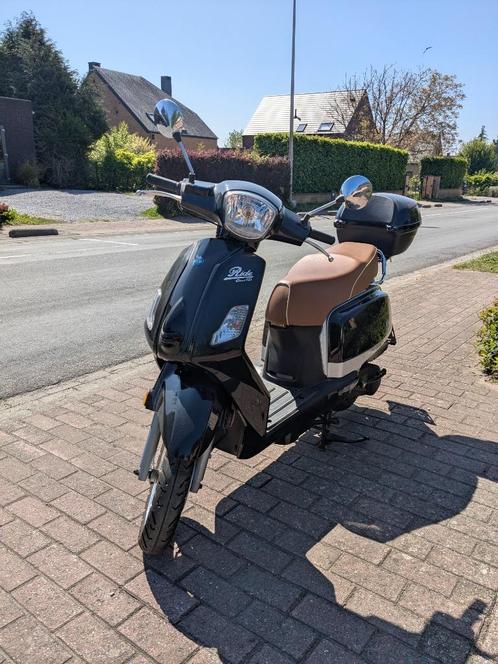 Scooter neuf ! 600 Km ! Superbe opportunité, Fietsen en Brommers, Scooters | SYM, Nieuw, Benzine, Ophalen