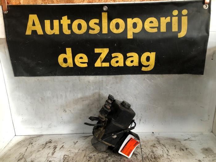 Pompe direction assistée d'un Volkswagen Polo, Autos : Pièces & Accessoires, Commande, Volkswagen, Utilisé, 3 mois de garantie