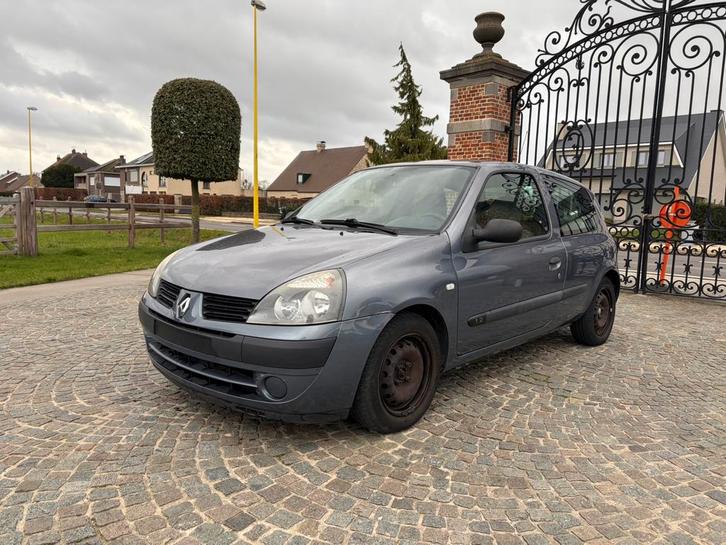 Renault clio 1.2 essence 165000km prete a immatriculer, Auto's, Renault, Bedrijf, Te koop, Clio, Benzine, Euro 4, Coupé, 3 deurs