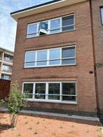 Ruim, licht appartement te huur te Edegem met 3 slaapkamers, Immo, Provincie Antwerpen