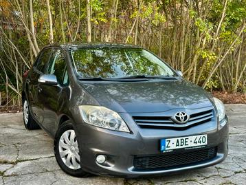 Toyota Auris 1.4 D-4D Turbodiesel  PRÊT À ÊTRE IMMATRICULÉ beschikbaar voor biedingen
