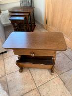 Krantenbak met schuifje, Enlèvement, Utilisé