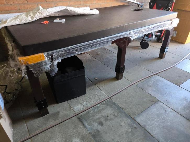Authentieke Thaise massage tafel (100cm op 200cm), Sport en Fitness, Massageproducten, Zo goed als nieuw, Ophalen of Verzenden