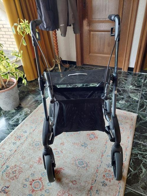 Kwaliteitsvolle rollator van Topro Troja, Diversen, Rollators, Zo goed als nieuw, Lichtgewicht, Opvouwbaar, Ophalen