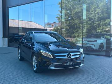 Mercedes-Benz GLA 200 Xenon-Led-Navigatie-Leder-Parkeersenso beschikbaar voor biedingen